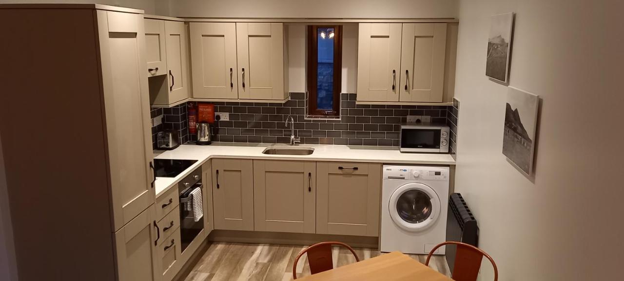 Murrisk Apartments - Self Catering Westport Esterno foto